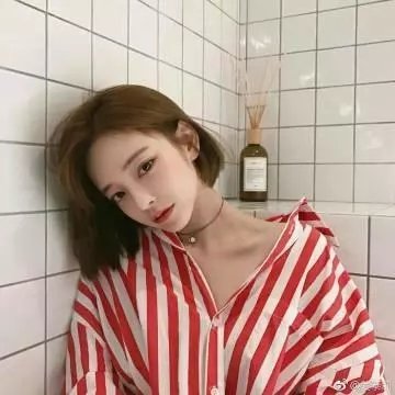 珠光宝气的拉各斯人